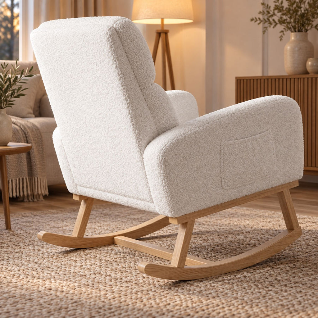 Chaise à bascule d'allaitement en bouclette blanche, patins bois – détail