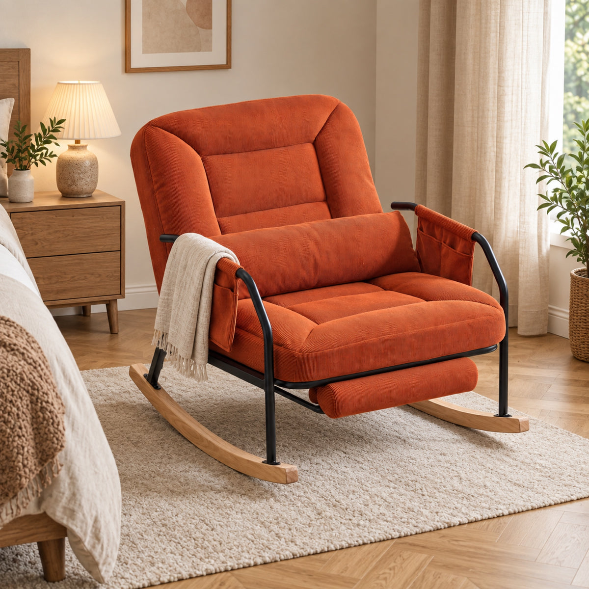 Fauteuil à bascule inclinable en velours côtelé terracotta, mis en situation