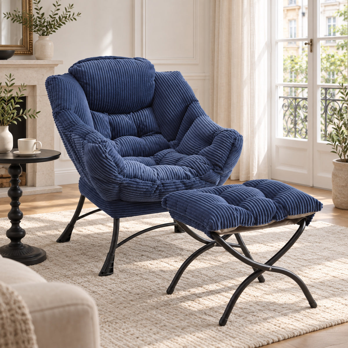 Fauteuil lounge moelleux en tissu côtelé, avec pouf, vue principale, coloris Bleu nuit