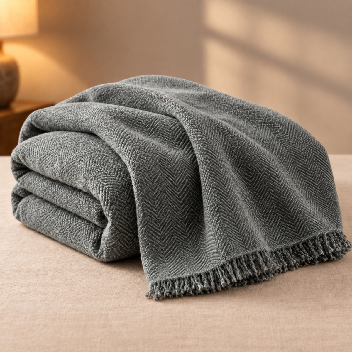 Plaid en chenille pour fauteuil, à franges – coloris gris