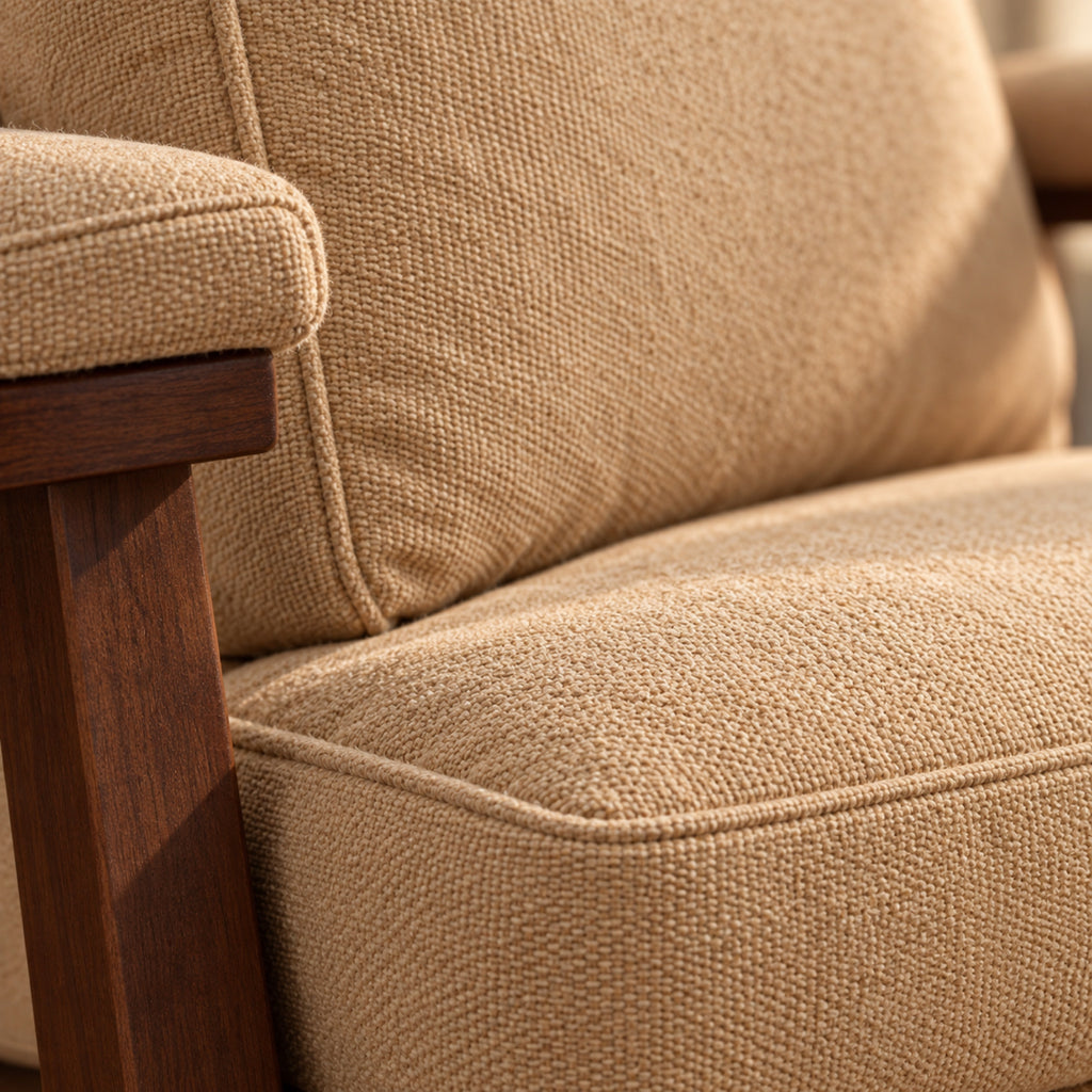 Rocking chair mid-century kaki, cadre en bois foncé, gros plan sur la matière