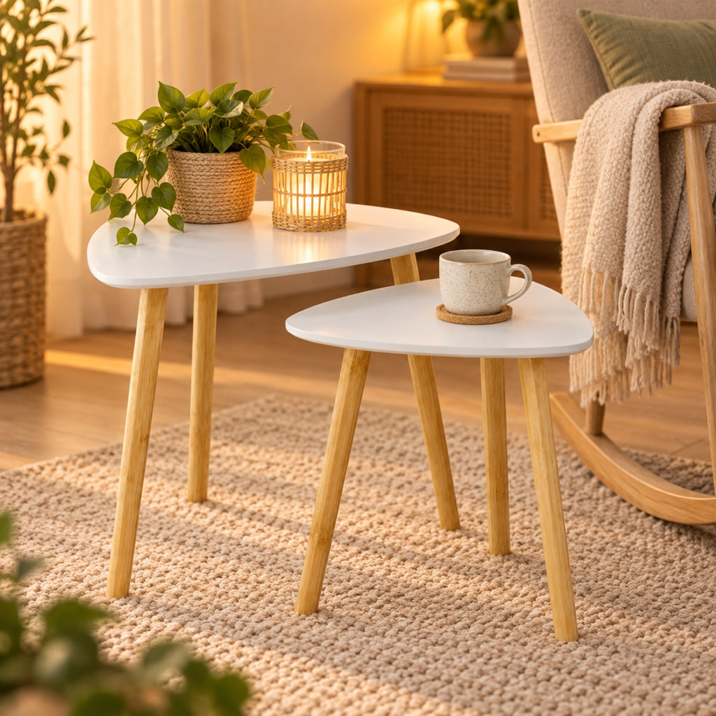 Tables gigognes blanches, pieds bambou (lot de 2), à l'usage